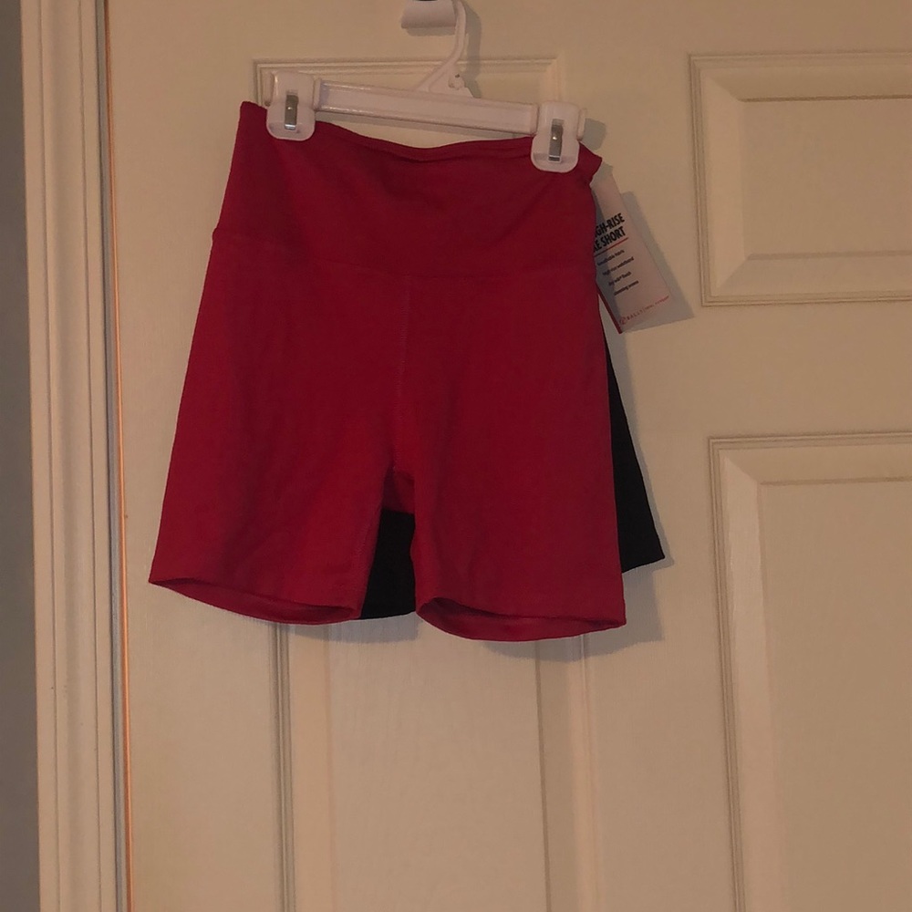 NWT Bally 2-pack biker/workout shorts size small